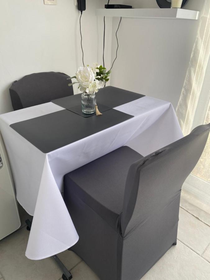 Chambre Privee Independante Au Coeur Du Luberon Saint-Saturnin-lès-Apt Zewnętrze zdjęcie